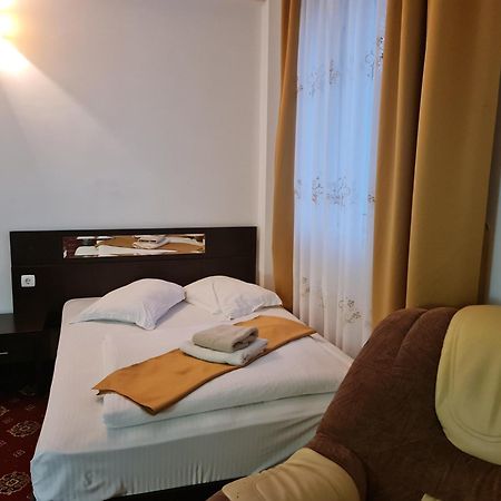 Hotel Magic Gt Trivale Piteşti Eksteriør bilde