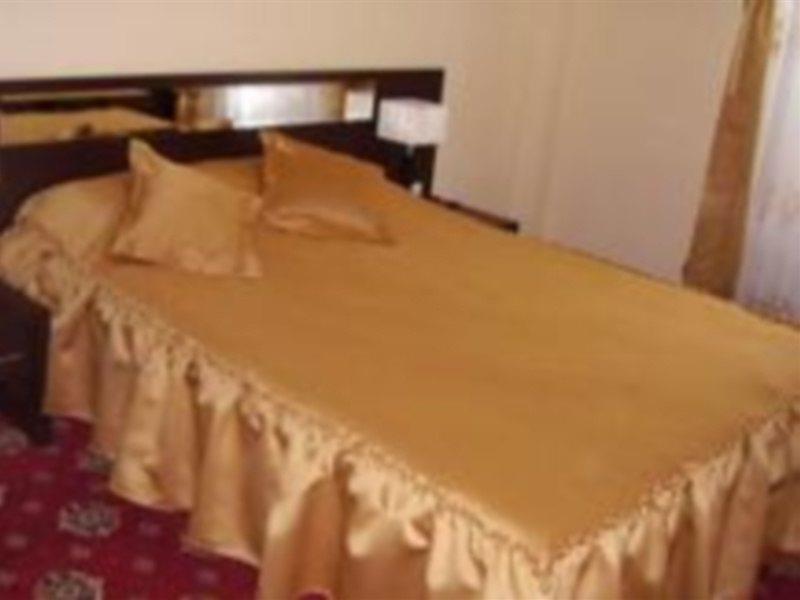 Hotel Magic Gt Trivale Piteşti Eksteriør bilde